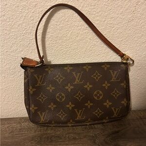 Louis Vuitton Vintage Large Pochette Monogram Canvas & Leather Strap